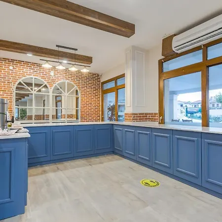 Hotel Hanedan Izmir 2*