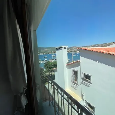 Hanedan Izmir מלון פוצ'ה