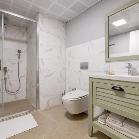 Hanedan Izmir 2*