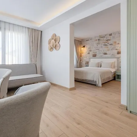 Hanedan Izmir Фоча