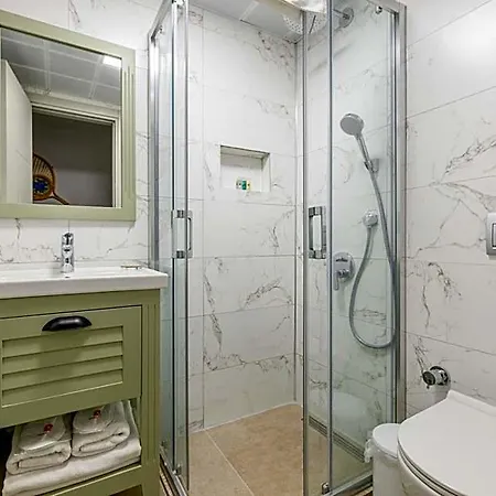 Hanedan Izmir 2*